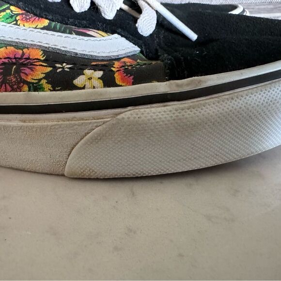 Vans Old Skool Black Suede Tropical Floral Size 9 Womens 7.5 Mens Hawaiian Print - Picture 13 of 13